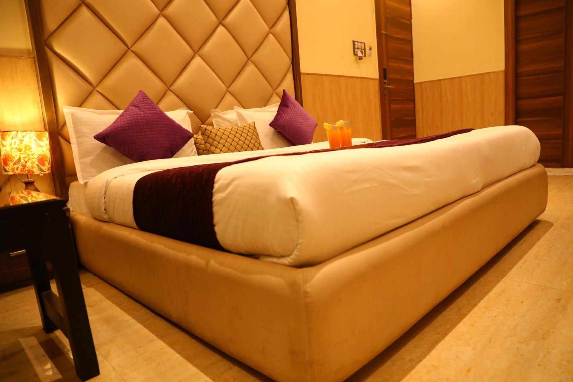 Perfectstayz Premium @Harkipauri Road Haridvár Kültér fotó