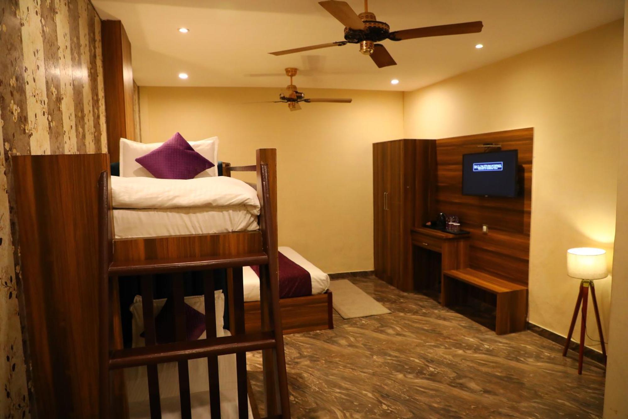 Perfectstayz Premium @Harkipauri Road Haridvár Kültér fotó